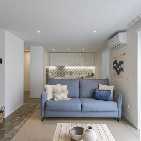 14th Street - Villa Espinho (Aveiro)