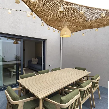 14th Street - * Espinho (Aveiro)