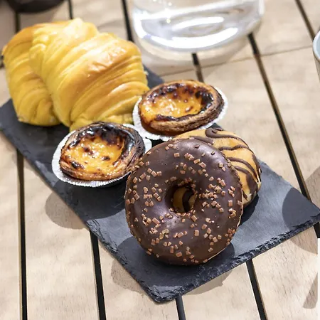 14th Street - Villa *