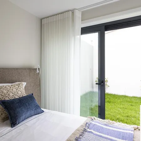 14th Street - Villa Espinho (Aveiro)