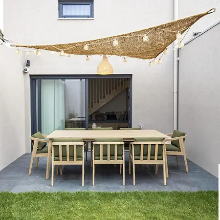 14th Street - * Espinho (Aveiro)