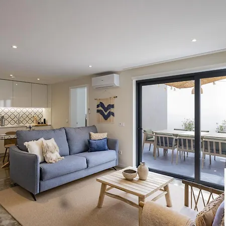 14th Street - Villa Espinho (Aveiro)