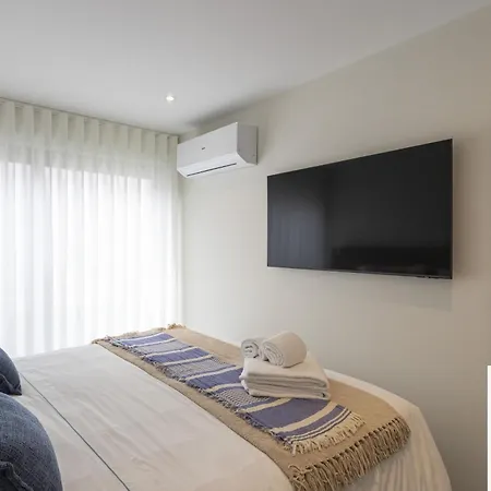 14th Street - Villa Espinho