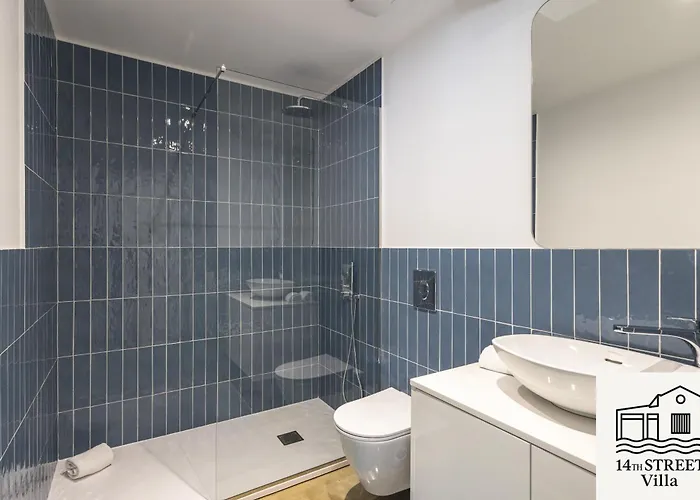 14th Street - Villa *