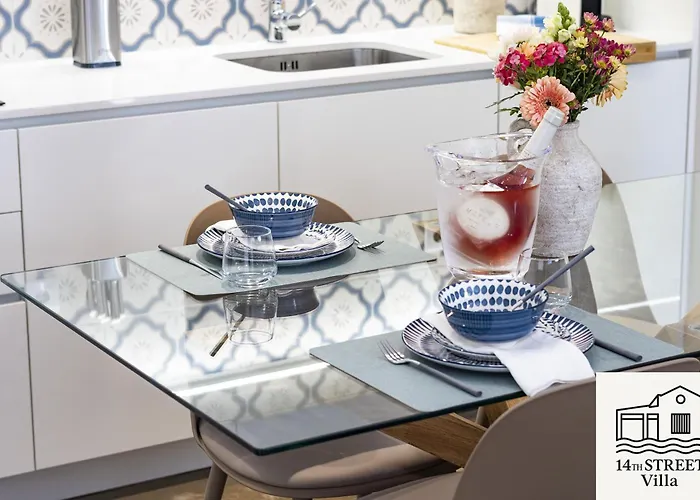 14th Street - Villa Espinho (Aveiro)