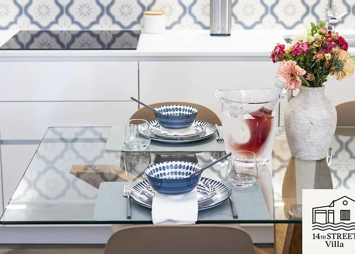 14th Street - * Espinho (Aveiro)